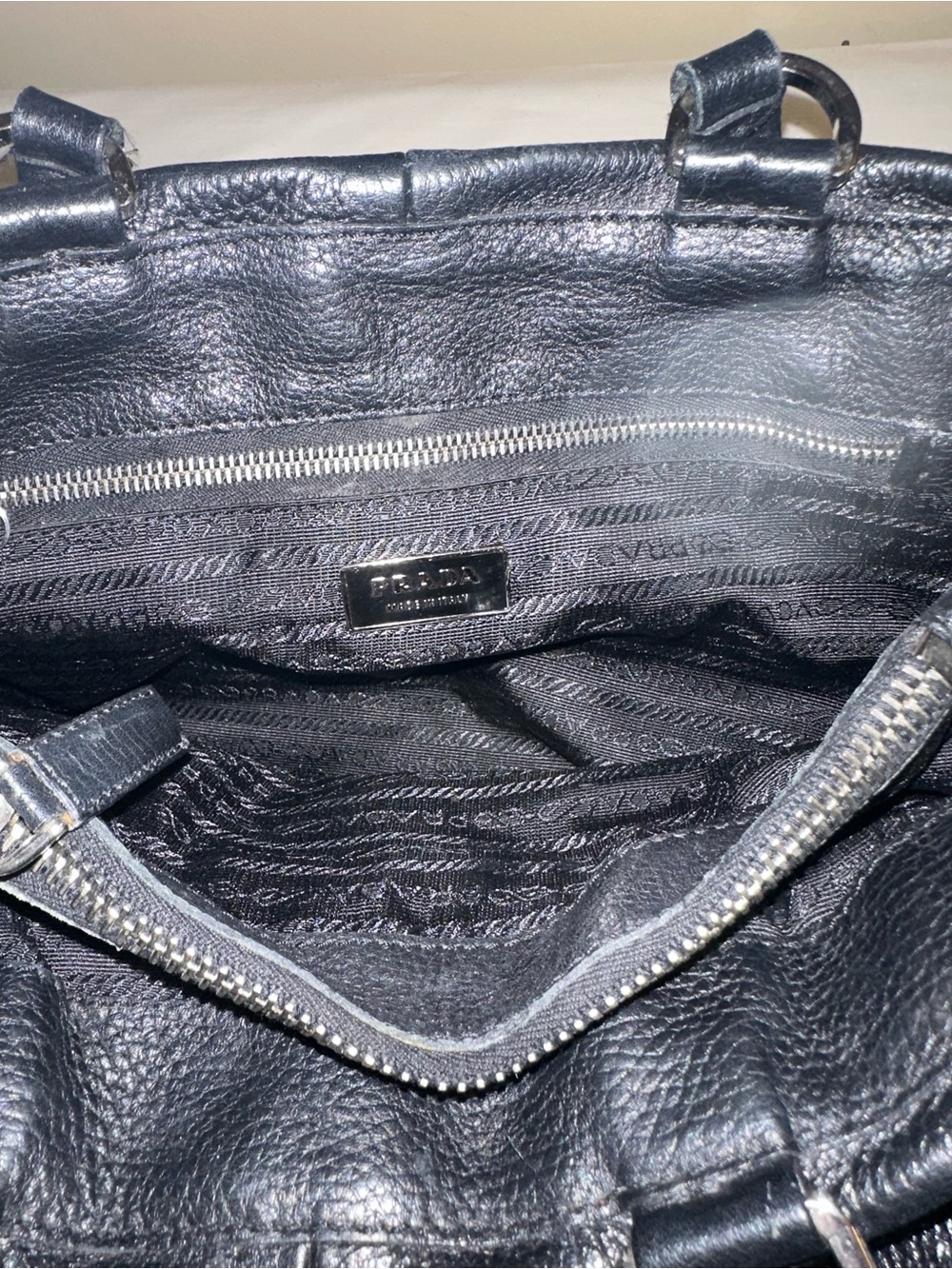 Prada Black Togo pebble Leather Tote/shoulder Bag - Classic Women's Handbag - Picture 9 of 11